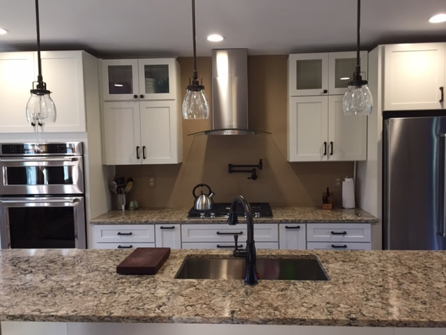 Kraftmaid Lyndale And Cambria Countertop Kitchen Chelsea Lumber Company