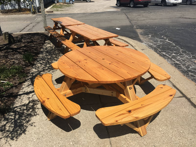 Moon Valley Log Furniture, round picnic table